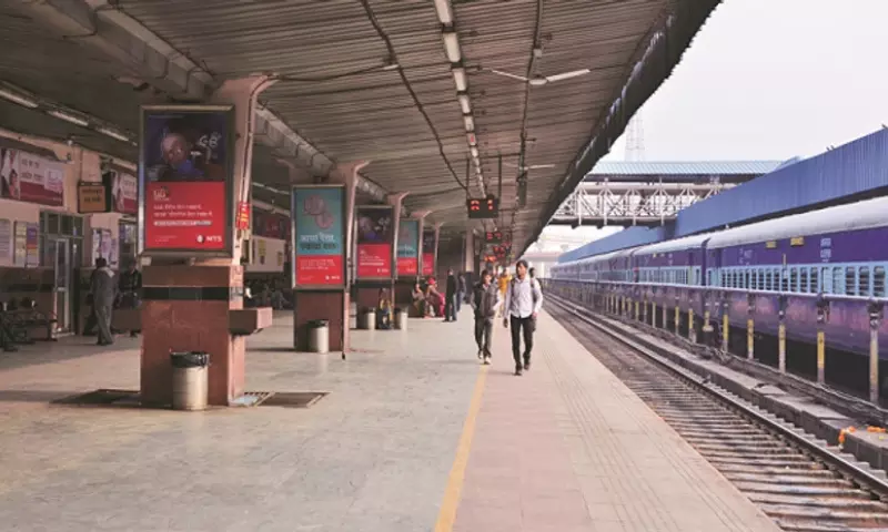 Assam रेलवे ने बचाव लाइन का रूप लिया: आरपीएफ ने 2025 तक 843 बच्चों को तस्करी से बचाया Assam रेलवे ने बचाव लाइन का रूप लिया: आरपीएफ ने 2025 तक 843 बच्चों को तस्करी से बचाया