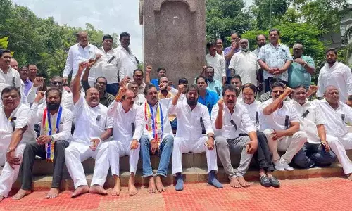 शराब की दुकानों में गौड़ जाति को 25 प्रतिशत आरक्षण दिया जाए: Srinivas Goud