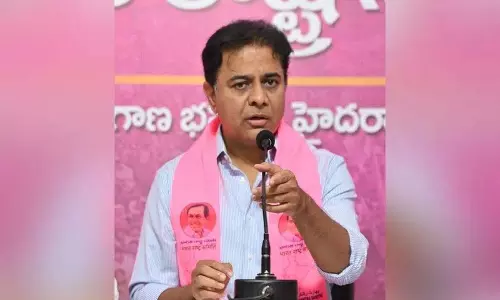 क्या यही नेतृत्व का अर्थ नहीं है.. क्या यही दूरदर्शी सोच का अर्थ नहीं है..!! : KTR क्या यही नेतृत्व का अर्थ नहीं है.. क्या यही दूरदर्शी सोच का अर्थ नहीं है..!! : KTR