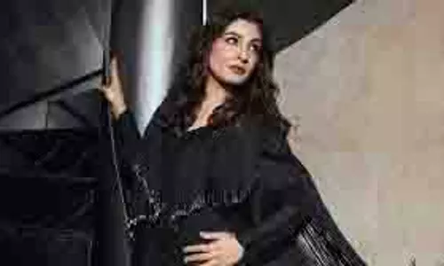 Raveena Tandon: ब्लैक में एक विज़न, आपका दिल धड़का देगा