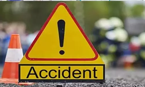 ठाणे में ऑटो ड्राइवर को ट्रेलर ने मारी टक्कर, गंभीर रूप से घायल