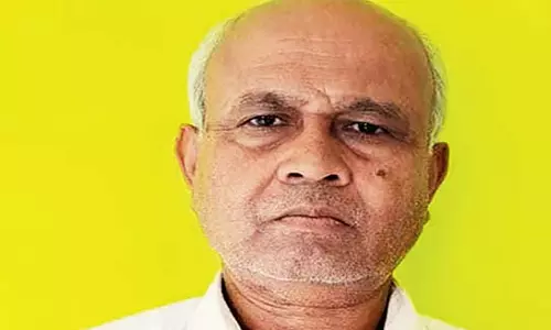 Birbhum में किसानों को कालाबाजारी के कारण सहकारी खाद नहीं मिल रही Birbhum में किसानों को कालाबाजारी के कारण सहकारी खाद नहीं मिल रही