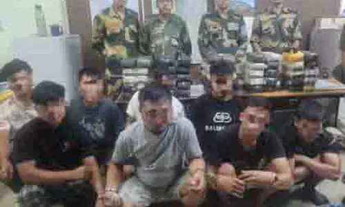 Mizoram-Tripura में 77 करोड़ की ड्रग्स जब्त, 12 गिरफ्तार Mizoram-Tripura में 77 करोड़ की ड्रग्स जब्त, 12 गिरफ्तार