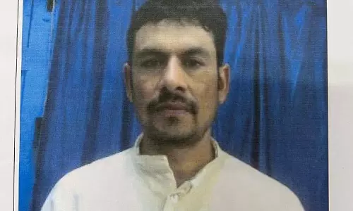 रायपुर सेंट्रल जेल से कैदी फरार, सामने आई तस्वीर रायपुर सेंट्रल जेल से कैदी फरार, सामने आई तस्वीर