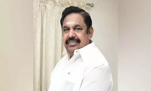 Madras HC ने अन्नाद्रमुक नेतृत्व मामले में स्थगन आदेश वापस लिया Madras HC ने अन्नाद्रमुक नेतृत्व मामले में स्थगन आदेश वापस लिया
