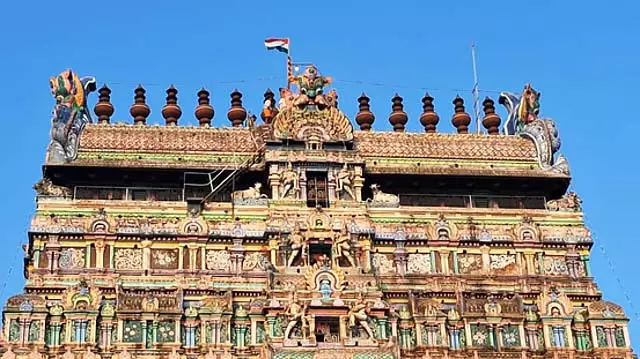 चिदंबरम कनक सभा में श्रद्धालुओं की उपस्थिति: हिंदू धार्मिक बंदोबस्ती विभाग ने रिपोर्ट सौंपी चिदंबरम कनक सभा में श्रद्धालुओं की उपस्थिति: हिंदू धार्मिक बंदोबस्ती विभाग ने रिपोर्ट सौंपी