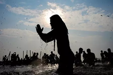अमावस्या की रात इन कार्यों से बचें, वरना पड़ सकता है नकारात्मक असर अमावस्या की रात इन कार्यों से बचें, वरना पड़ सकता है नकारात्मक असर