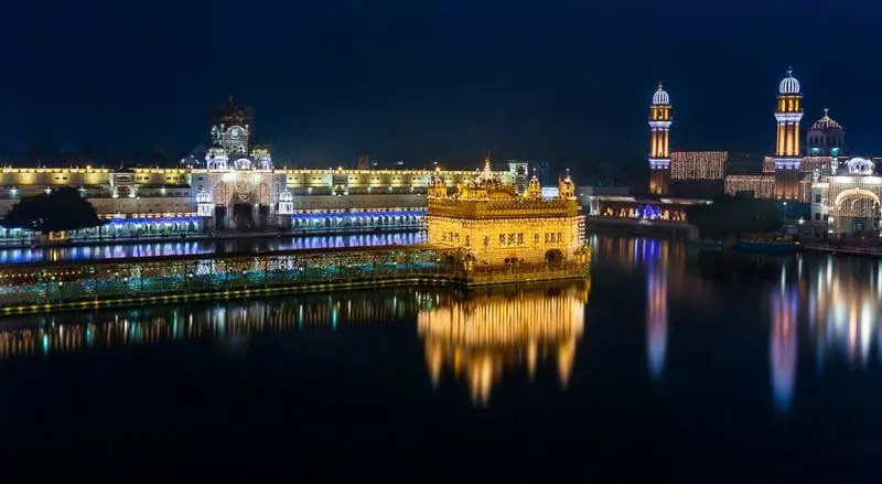 स्वर्ण मंदिर ईमेल धमकी मामले में Amritsar पुलिस को सफलता नहीं मिली स्वर्ण मंदिर ईमेल धमकी मामले में Amritsar पुलिस को सफलता नहीं मिली