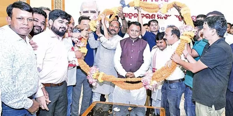 पोस्को, जेएसडब्ल्यू क्योंझर में मेगा स्टील प्लांट स्थापित करेंगे: मुख्यमंत्री पोस्को, जेएसडब्ल्यू क्योंझर में मेगा स्टील प्लांट स्थापित करेंगे: मुख्यमंत्री