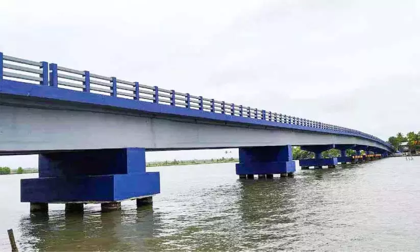 Kerala ; चथनाड पुल का उद्घाटन स्थगित Kerala ; चथनाड पुल का उद्घाटन स्थगित
