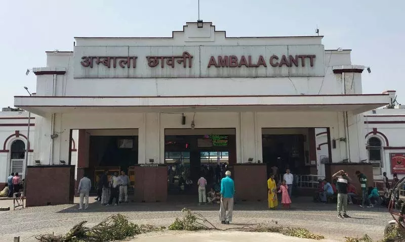 अंबाला-चंडीगढ़ पैसेंजर ट्रेन की व्यवहार्यता जांच करेगा रेलवे: Anil Vij अंबाला-चंडीगढ़ पैसेंजर ट्रेन की व्यवहार्यता जांच करेगा रेलवे: Anil Vij