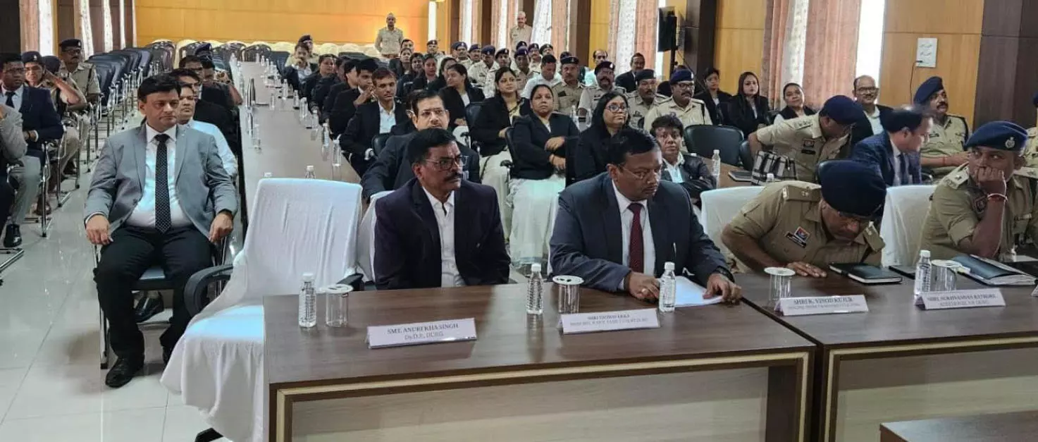 दुर्ग कोर्ट में ई-साक्ष्य विषय पर एक दिवसीय कार्यशाला का हुआ आयोजन दुर्ग कोर्ट में ई-साक्ष्य विषय पर एक दिवसीय कार्यशाला का हुआ आयोजन