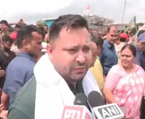 PM मोदी पर आपत्तिजनक पोस्ट को लेकर एफआईआर के बाद तेजस्वी यादव बोले, डर नहीं है PM मोदी पर आपत्तिजनक पोस्ट को लेकर एफआईआर के बाद तेजस्वी यादव बोले, डर नहीं है