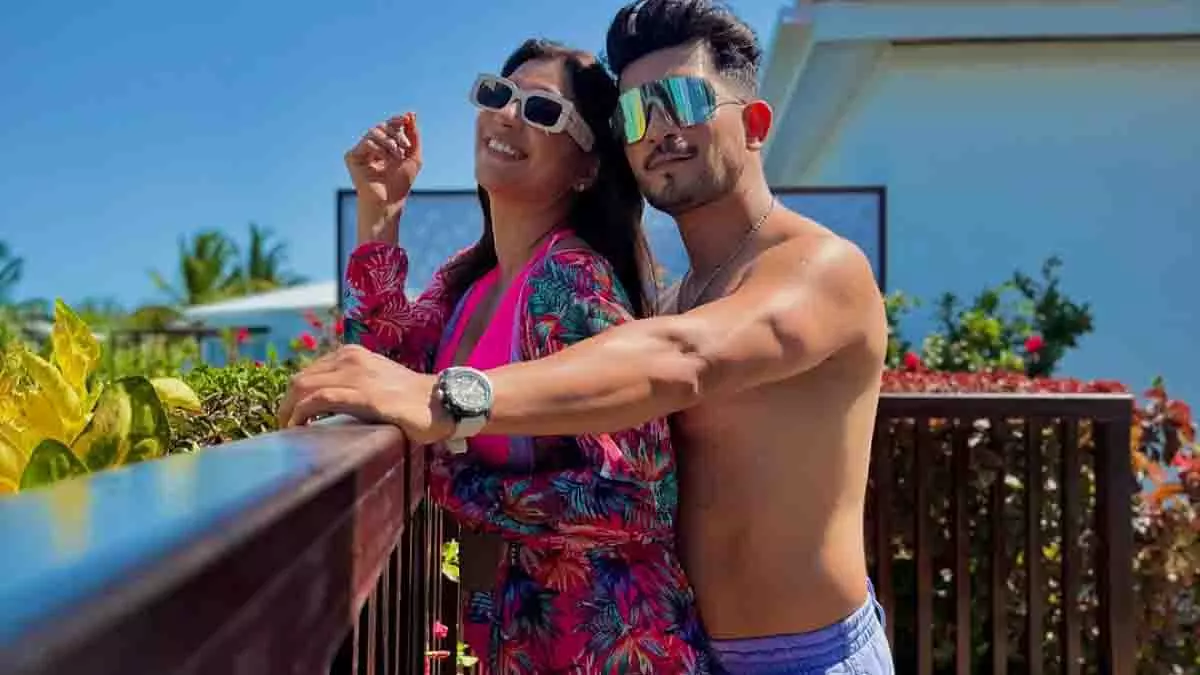 Arjun Bijlani: पत्नी नेहा स्वामी से तलाक की अफवाहें खारिज कीं Arjun Bijlani: पत्नी नेहा स्वामी से तलाक की अफवाहें खारिज कीं