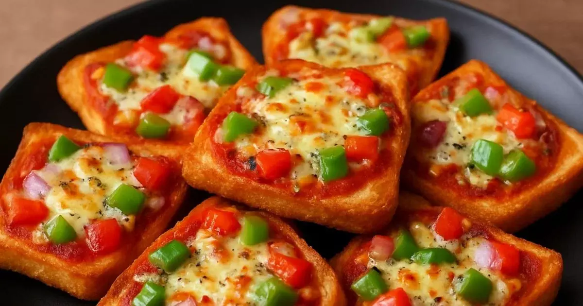 बच्चों के दिल को लुभाए Bread pizza बच्चों के दिल को लुभाए Bread pizza