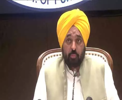 होशियारपुर LPG टैंकर विस्फोट: मृतकों के परिजनों को 2 लाख की सहायता राशि देगी पंजाब सरकार होशियारपुर LPG टैंकर विस्फोट: मृतकों के परिजनों को 2 लाख की सहायता राशि देगी पंजाब सरकार