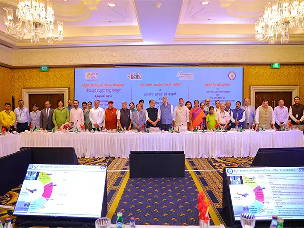 रक्षा संबंधी संसदीय स्थायी समिति ने Bengaluru का अध्ययन किया दौरा रक्षा संबंधी संसदीय स्थायी समिति ने Bengaluru का अध्ययन किया दौरा