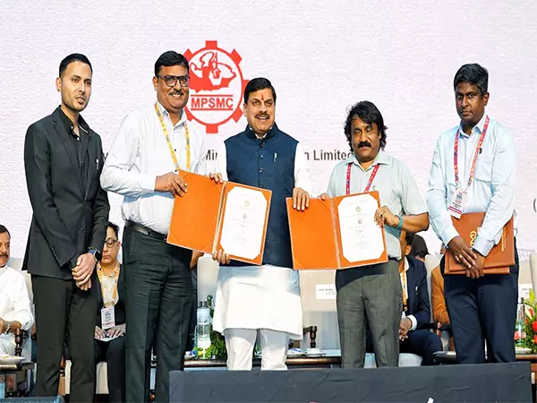माइनिंग कॉन्क्लेव 2025 में 56,414 करोड़ रुपये के निवेश प्रस्ताव प्राप्त हुए: CM यादव माइनिंग कॉन्क्लेव 2025 में 56,414 करोड़ रुपये के निवेश प्रस्ताव प्राप्त हुए: CM यादव