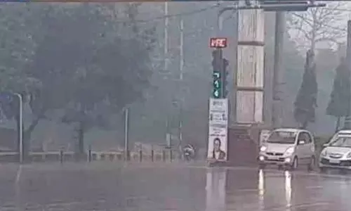 मौसम विभाग ने अगले 3 दिनों तक बारिश होने की चेतावनी दी