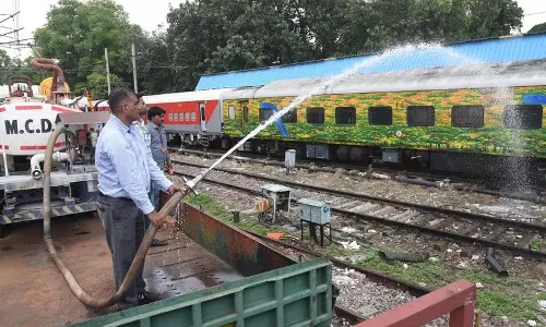 MCD ने मच्छर जनित बीमारियों से निपटने के लिए ‘मच्छर टर्मिनेटर ट्रेन’ शुरू की MCD ने मच्छर जनित बीमारियों से निपटने के लिए ‘मच्छर टर्मिनेटर ट्रेन’ शुरू की