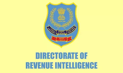 DRI ने छत्तीसगढ़ में बड़ी कार्रवाई की, संदिग्ध कार से गांजा बरामद DRI ने छत्तीसगढ़ में बड़ी कार्रवाई की, संदिग्ध कार से गांजा बरामद