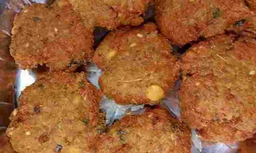 Kurkure Vade Recipe: कुरकुरे और चटपटे वड़े बनाने का सीक्रेट तरीका Kurkure Vade Recipe: कुरकुरे और चटपटे वड़े बनाने का सीक्रेट तरीका