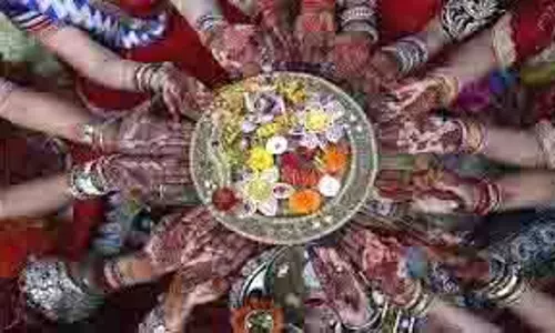 Hartalika Teej 2025: हरतालिका तीज की पूजा में इन चीजों को जरुर करें शामिल