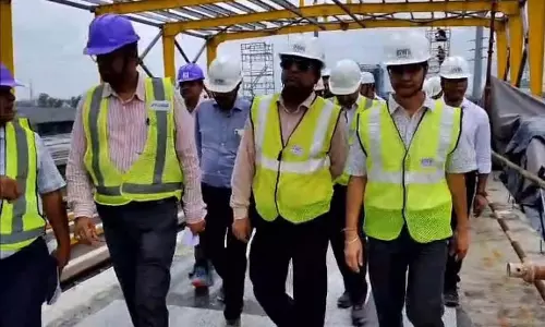 MP : मेट्रो रेल कॉर्पोरेशन के प्रबंध निदेशक ने इंदौर में प्राथमिकता कॉरिडोर का निरीक्षण किया