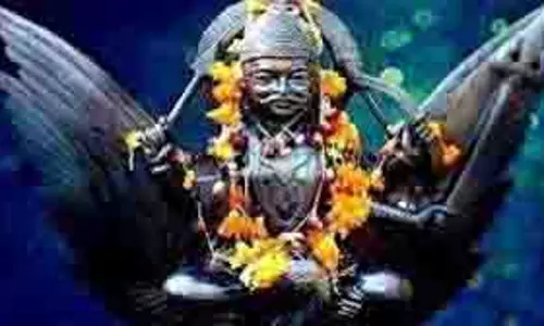 Shanichari Amavasya 2025: कैसे करें शनिदेव की पूजा, किस मंत्र का करें जाप Shanichari Amavasya 2025: कैसे करें शनिदेव की पूजा, किस मंत्र का करें जाप