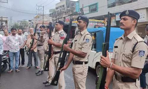 Indore : ऐतिहासिक पहली बार, देहदान करने वाले को मिला पूर्ण राजकीय सम्मान Indore : ऐतिहासिक पहली बार, देहदान करने वाले को मिला पूर्ण राजकीय सम्मान