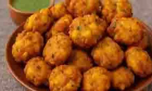 Teej special :तीज पर बनाएं मुरमुरे से बने कुरकुरे पकौड़े Teej special :तीज पर बनाएं मुरमुरे से बने कुरकुरे पकौड़े