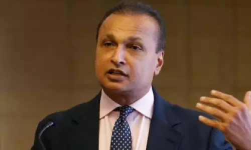 अनिल अंबानी के घर पर CBI की टीम पहुंची, छापेमारी जारी
