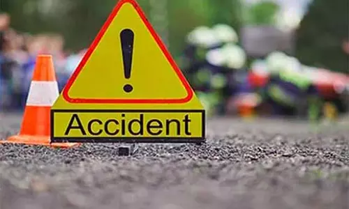 ऑटोरिक्शा और ट्रक की टक्कर में सात महिलाओं समेत आठ लोगों की मौत, चार घायल