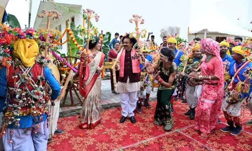 मंत्री के बंगले में पोरा तिहार मनाया गया