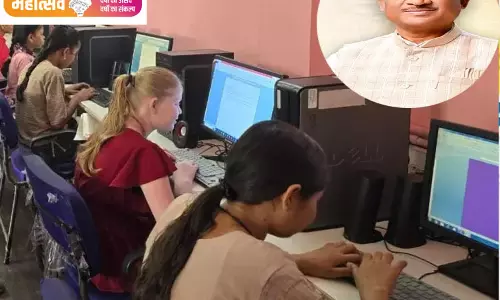 छत्तीसगढ़ में चहुंमुखी विकास की लहर दौड़ पड़ी छत्तीसगढ़ में चहुंमुखी विकास की लहर दौड़ पड़ी