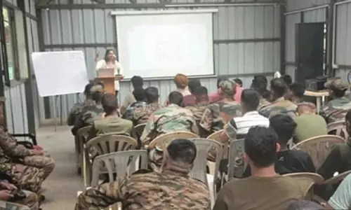 CDSL IPF ने बारामूला में सशस्त्र बलों के लिए निवेशक जागरूकता अभियान चलाया CDSL IPF ने बारामूला में सशस्त्र बलों के लिए निवेशक जागरूकता अभियान चलाया