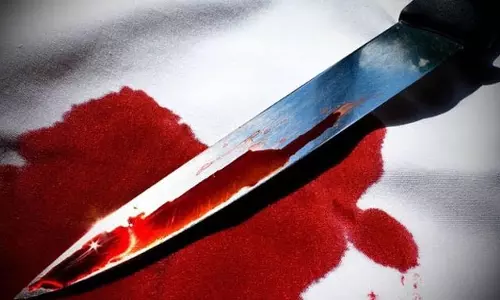 प्रेमी ने प्रेमिका का गला काटा, आत्महत्या का प्रयास किया