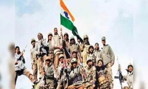 Tamil Nadu में कारगिल युद्ध के शहीदों के परिजनों को भारतीय सेना द्वारा सम्मानित किया गया