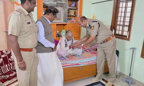 हावेरी में चोरी: घर जाकर सामान सौंपो हावेरी में चोरी: घर जाकर सामान सौंपो