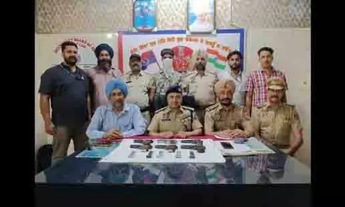 Ludhiana: रेलवे स्टेशन पर 4 पिस्तौल के साथ एक व्यक्ति पकड़ा गया