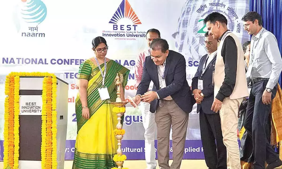Andhra Pradesh : बेस्टियू ने कृषि विज्ञान एवं प्रौद्योगिकी पर राष्ट्रीय सम्मेलन आयोजित किया Andhra Pradesh : बेस्टियू ने कृषि विज्ञान एवं प्रौद्योगिकी पर राष्ट्रीय सम्मेलन आयोजित किया