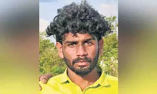 TamilNadu: व्यक्ति ने पिता और लिव-इन पार्टनर की हत्या कर शव झील में फेंके TamilNadu: व्यक्ति ने पिता और लिव-इन पार्टनर की हत्या कर शव झील में फेंके