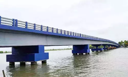 Kerala ; चथनाड पुल का उद्घाटन स्थगित