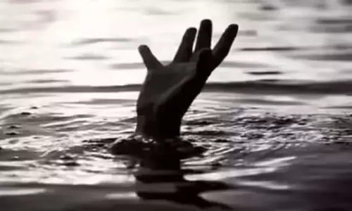 Kerala: मछली पकड़ने वाली नाव से फिसलकर झील में गिरने से एक युवक की मौत हो गई Kerala: मछली पकड़ने वाली नाव से फिसलकर झील में गिरने से एक युवक की मौत हो गई