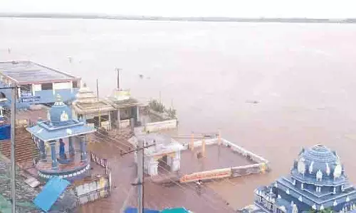 Telangana: गोदावरी नदी उफान पर, भद्राद्री-कोठागुडेम जिले खतरे में