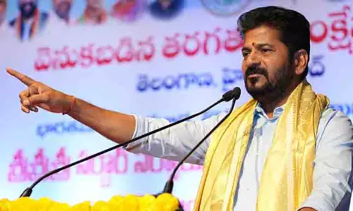 Telangana: कांग्रेस फंसी आरक्षण और किसान विरोध में