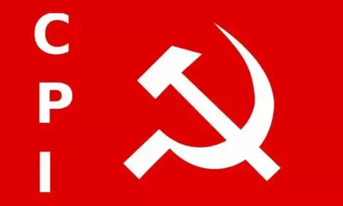 CPI नेता सुरवरम सुधाकर रेड्डी का 83 साल की उम्र में निधन CPI नेता सुरवरम सुधाकर रेड्डी का 83 साल की उम्र में निधन