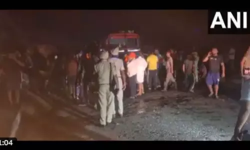 Punjab के होशियारपुर में एलपीजी टैंकर और पिकअप ट्रक में टक्कर