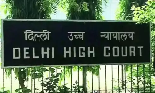 Delhi हाईकोर्ट ने रेस्टोरेंट्स से कहा: 20 रुपये की पानी की बोतल के लिए 100 रुपये क्यों वसूलें? Delhi हाईकोर्ट ने रेस्टोरेंट्स से कहा: 20 रुपये की पानी की बोतल के लिए 100 रुपये क्यों वसूलें?