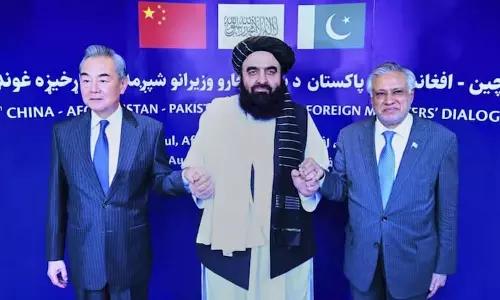 China अपनी क्षेत्रीय योजनाओं में पाकिस्तान, बांग्लादेश और अफ़ग़ानिस्तान को कैसे शामिल कर रहा China अपनी क्षेत्रीय योजनाओं में पाकिस्तान, बांग्लादेश और अफ़ग़ानिस्तान को कैसे शामिल कर रहा